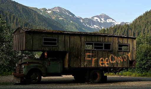 Free candy house truck